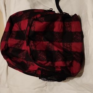 UNISEX RED AND BLACK CHECKERD BACKPACK 🎒